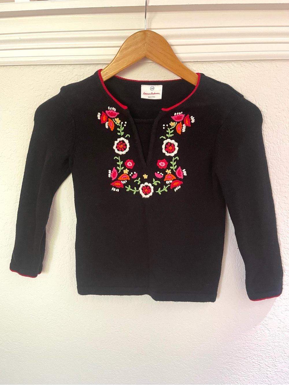 Hanna Andersson Embroidered Sweater – Size 110 (Approx. 5T)